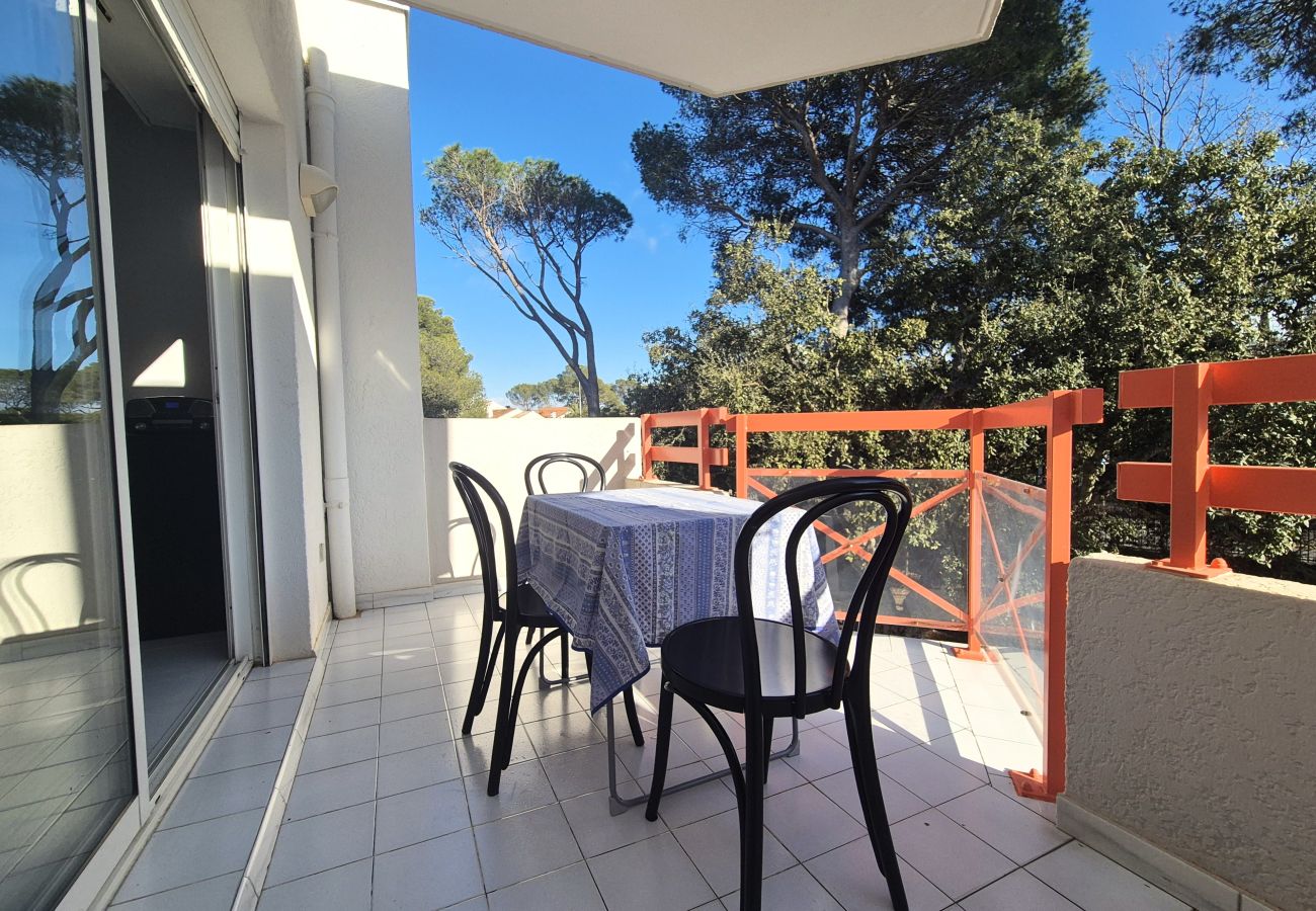 Appartement à Saint Raphael - Le Quercus appartement 2/4 personnes proche mer