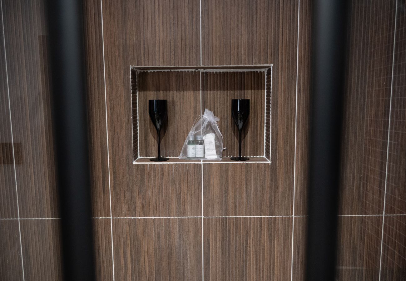 Appartement à Le Muy - Le Ryokan douche sensorielle 2/4 personnes